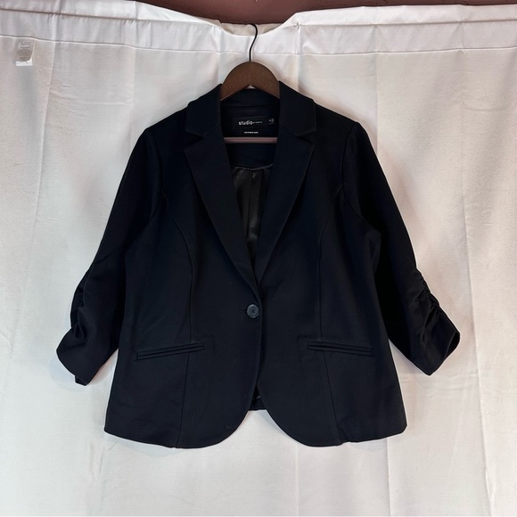 STUDIO BY TORRID Women’s Size 0X 12 Blazer Suit Jacket Coat Black Stretch Luxe - Picture 2 of 13